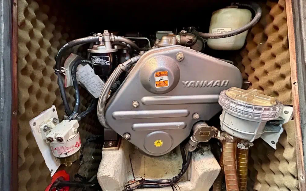 slider 19 Beneteau First 35