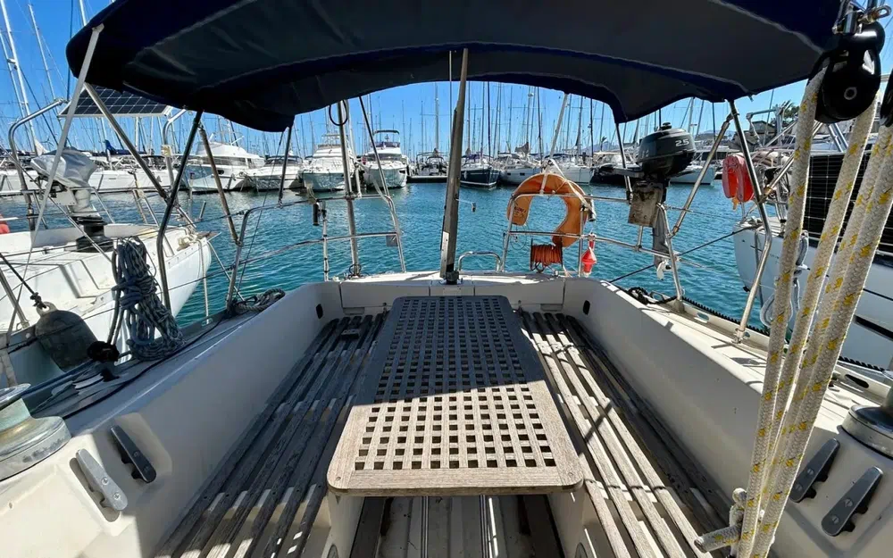 slider 4 Beneteau First 35