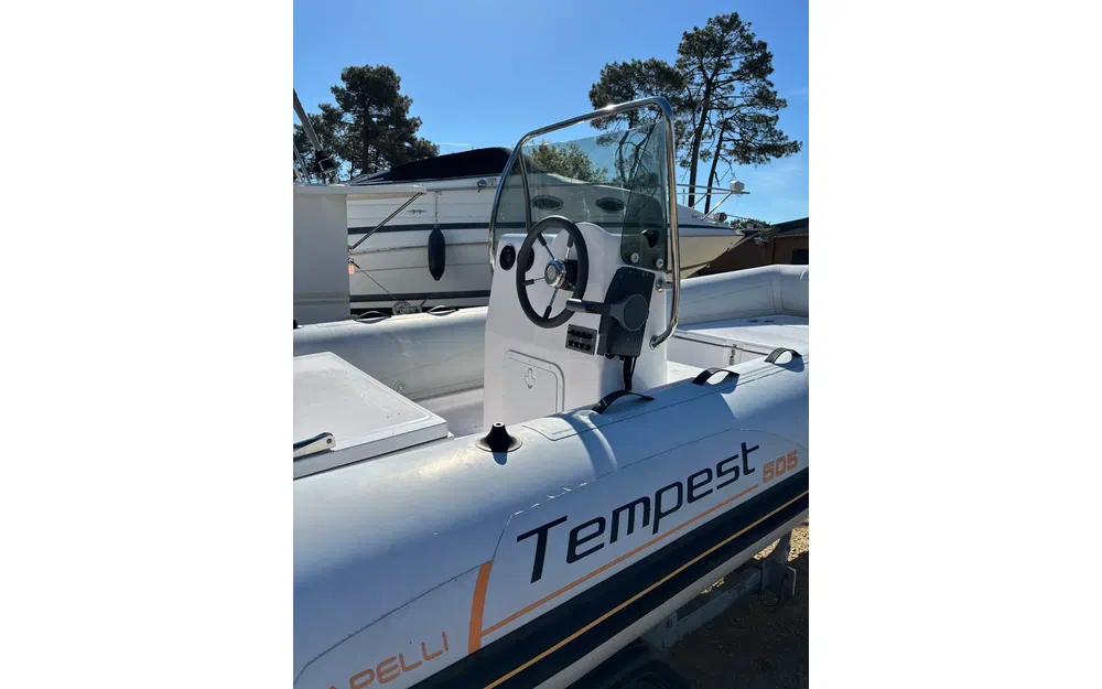 slider 2 Capelli Tempest 505 Easy