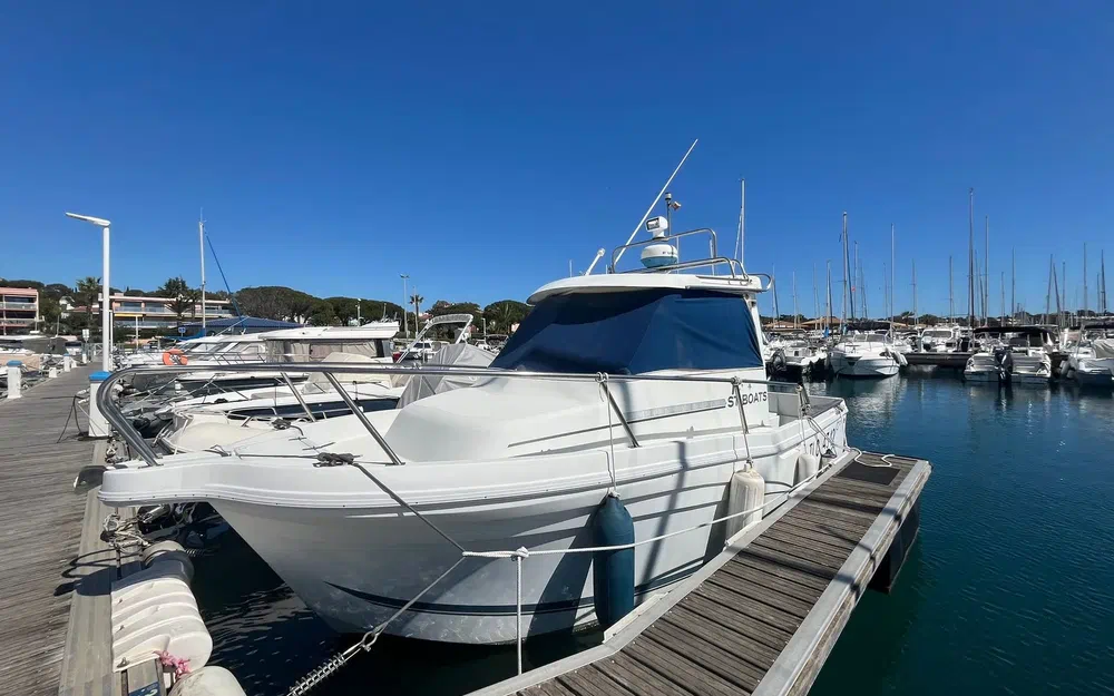 slider 0 ST Boats 670 Peche