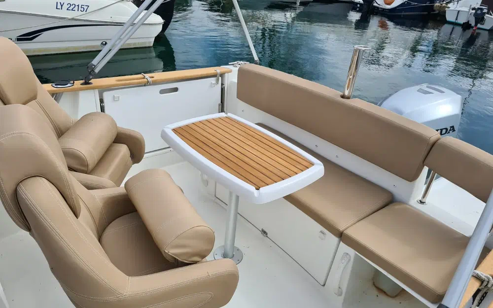 slider 2 Jeanneau Cap Camarat 6.5 WA Serie 2