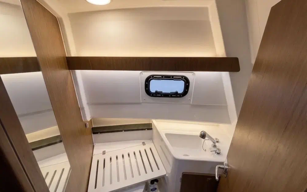 slider 10 Jeanneau Merry Fisher 895 Sport