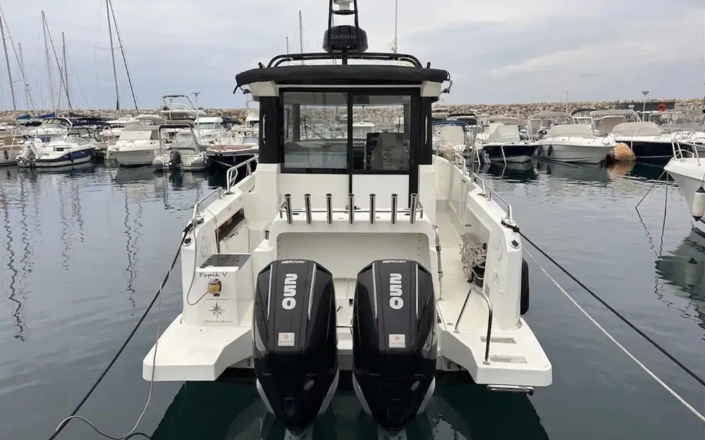 slider 1 Jeanneau Merry Fisher 895 Sport