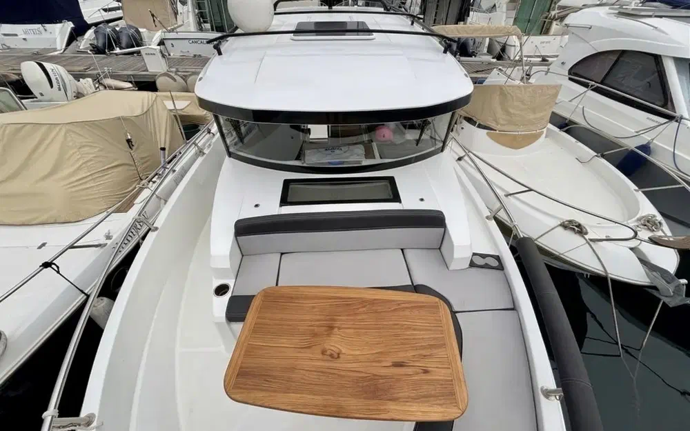 slider 3 Jeanneau Merry Fisher 895 Sport