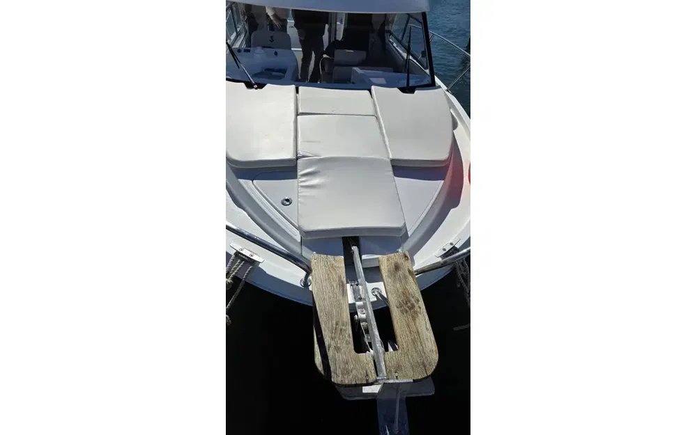 slider 5 Beneteau Antares 8 OB