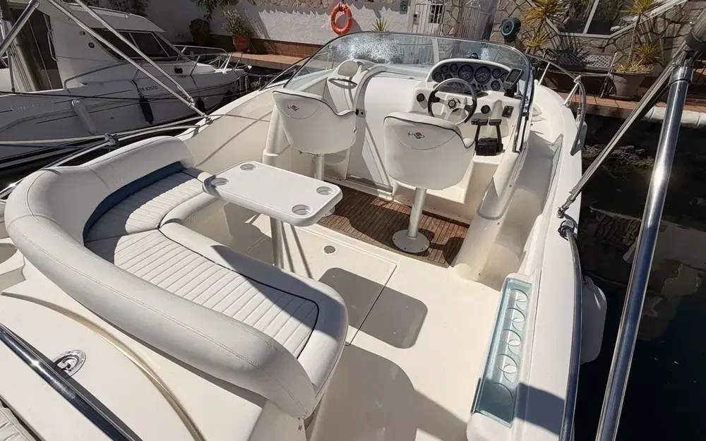 slider 20 Rio 850 Day Cruiser