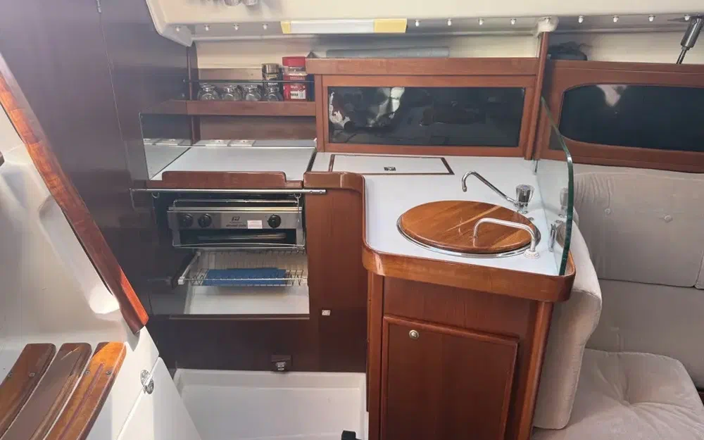 slider 13 Ronautica RO 300