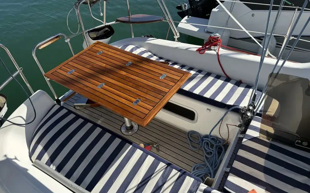 slider 6 Ronautica RO 300