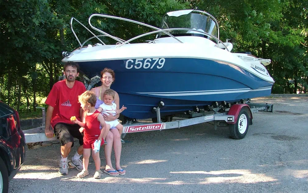 slider 1 Quicksilver 555 Activ Open