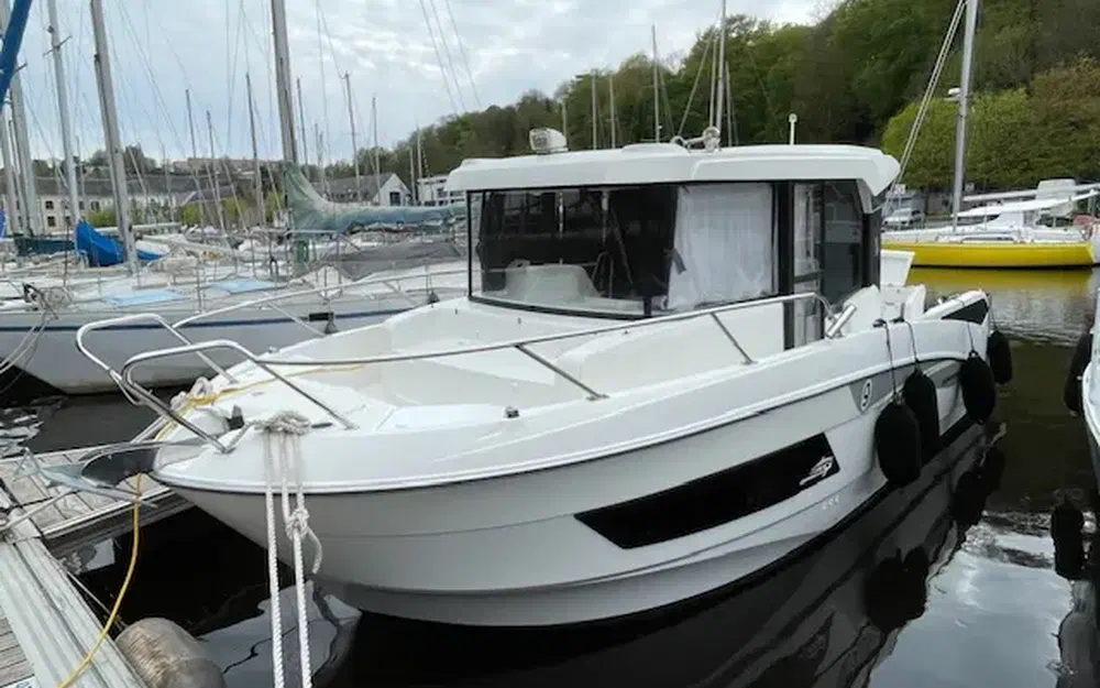 slider 0 Beneteau Barracuda 9