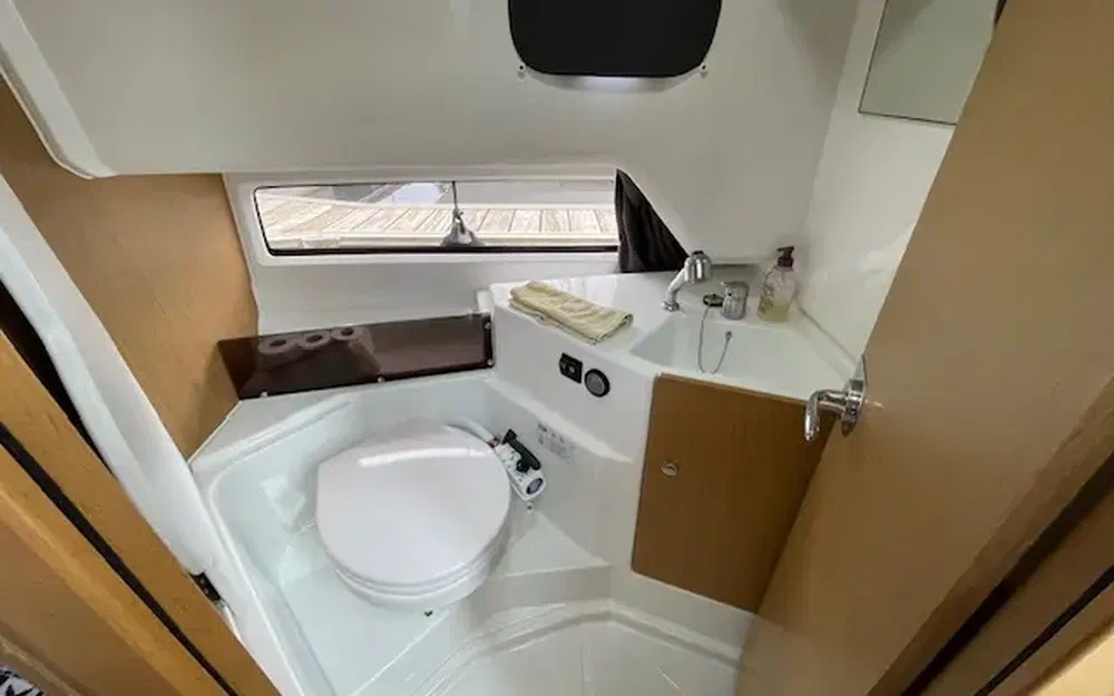 slider 14 Beneteau Barracuda 9