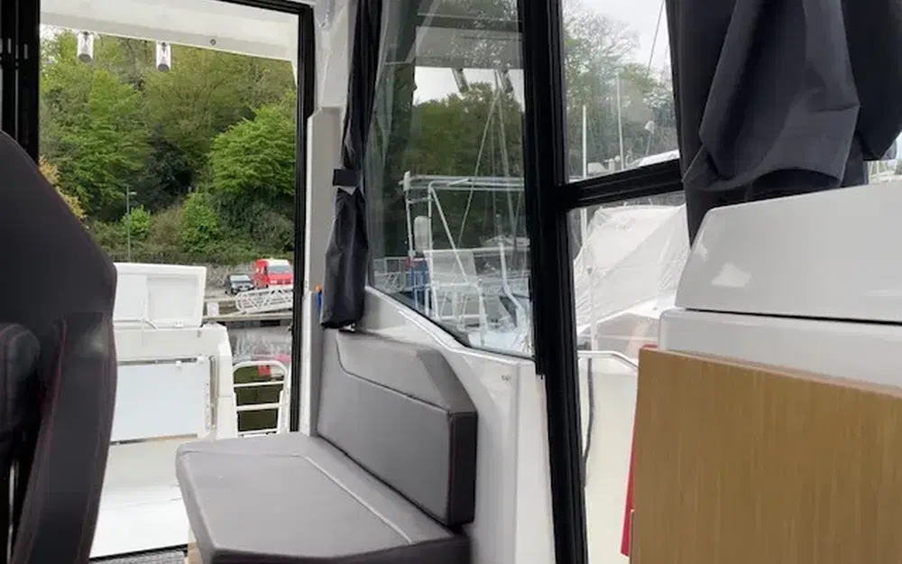 slider 6 Beneteau Barracuda 9