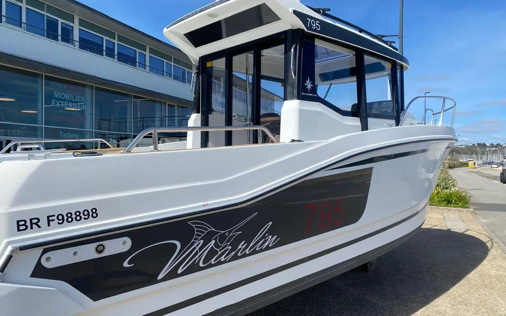 slider 1 Jeanneau Merry Fisher 795 Marlin