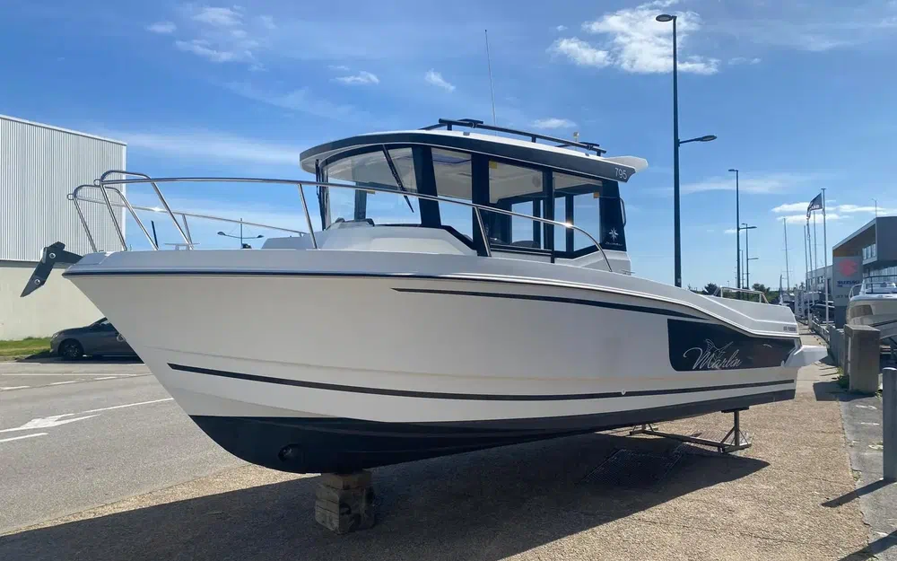 slider 4 Jeanneau Merry Fisher 795 Marlin