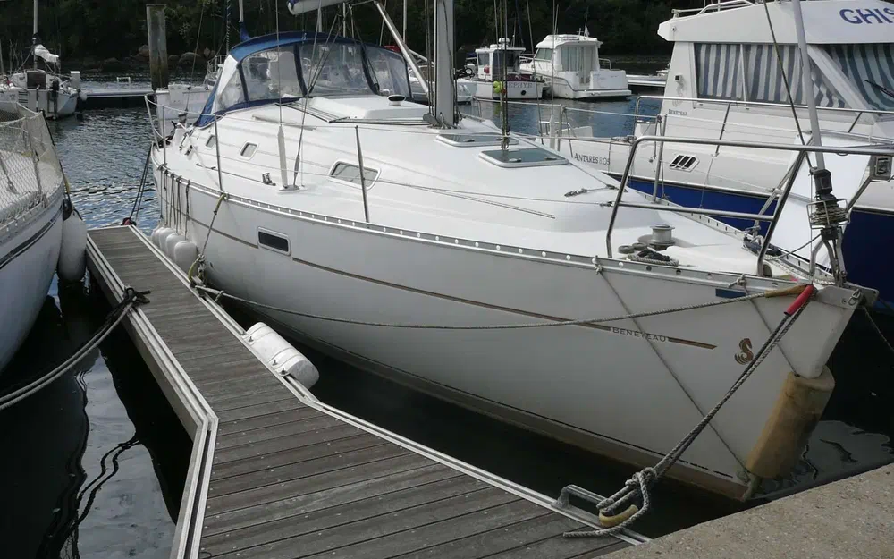 slider 2 Beneteau Oceanis 331 Clipper