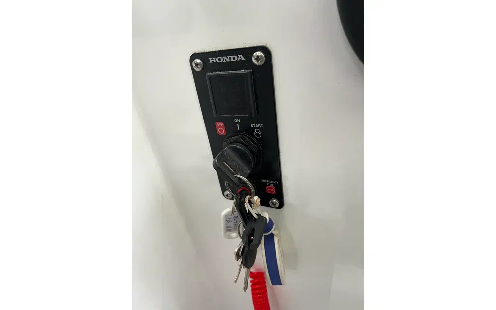 slider 20 Beneteau Antares 780 HB