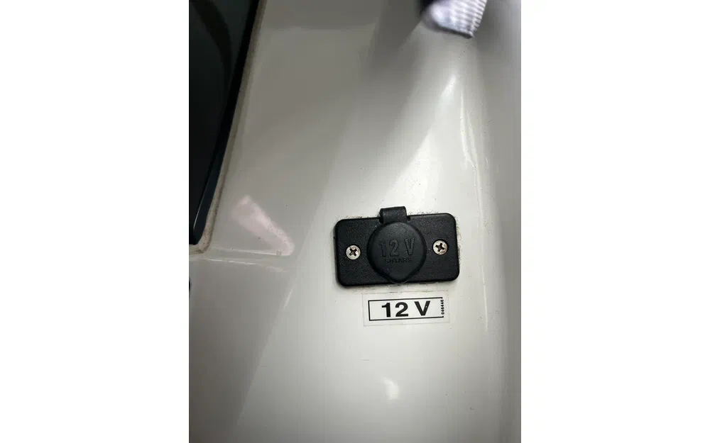 slider 23 Beneteau Antares 780 HB