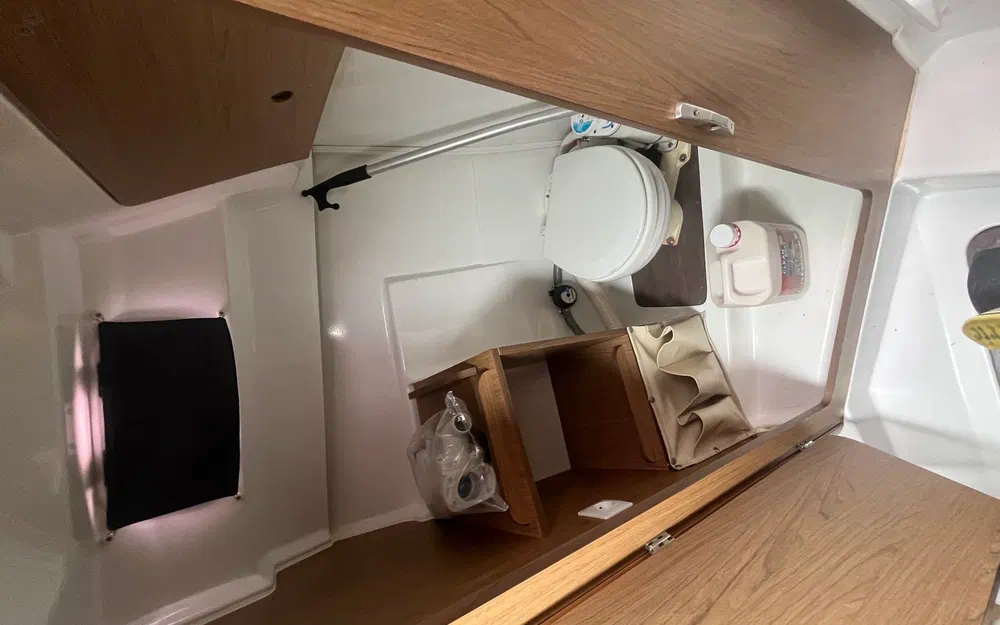 slider 29 Beneteau Antares 780 HB