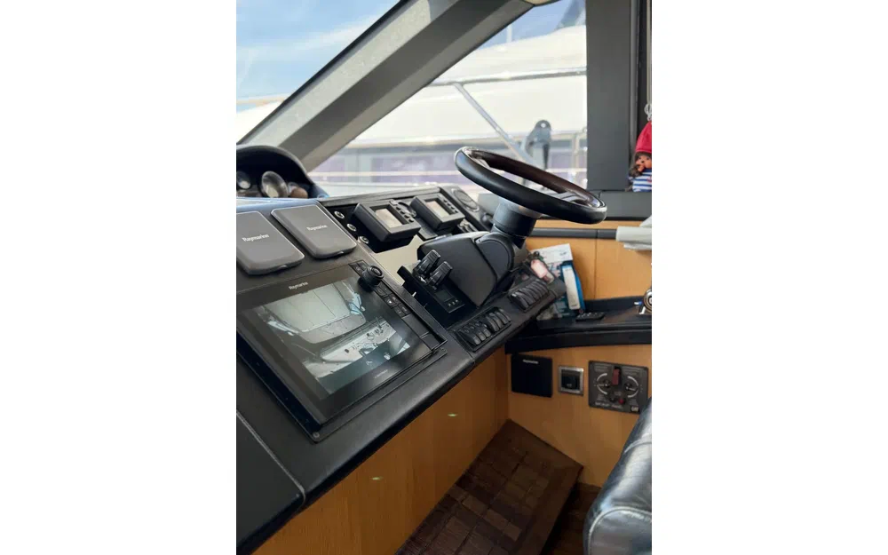 slider 9 Princess V62