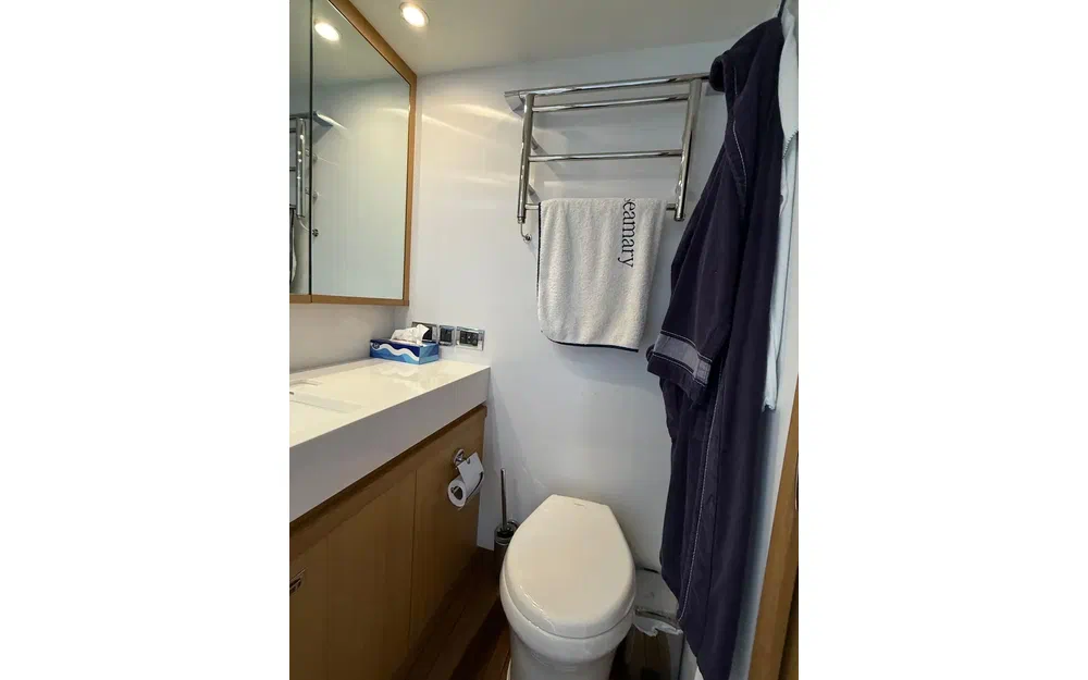 slider 13 Princess V62