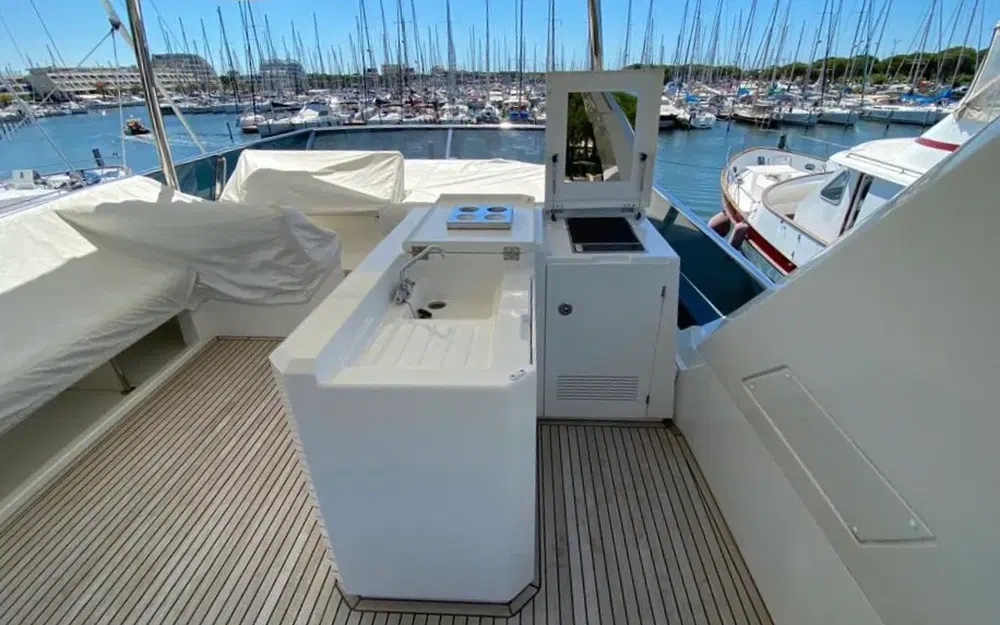 slider 5 Jeanneau Prestige 680