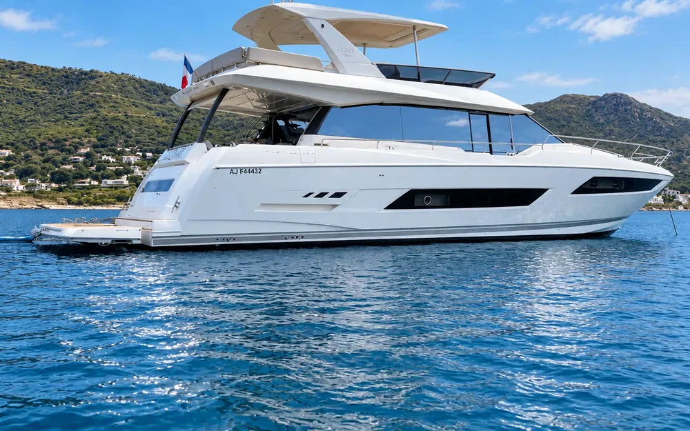 slider 1 Jeanneau Prestige 680