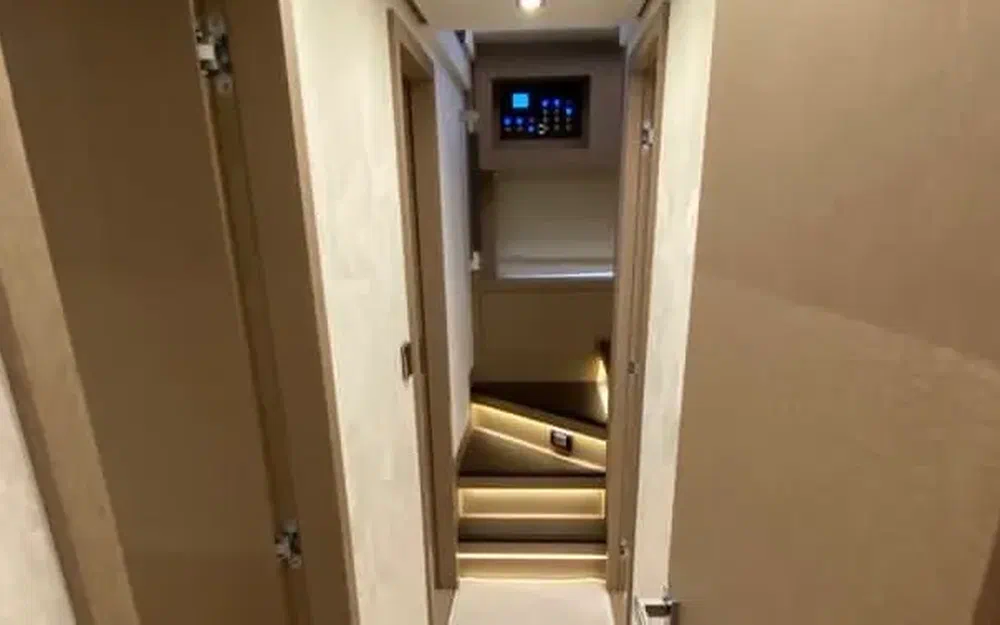 slider 39 Jeanneau Prestige 680