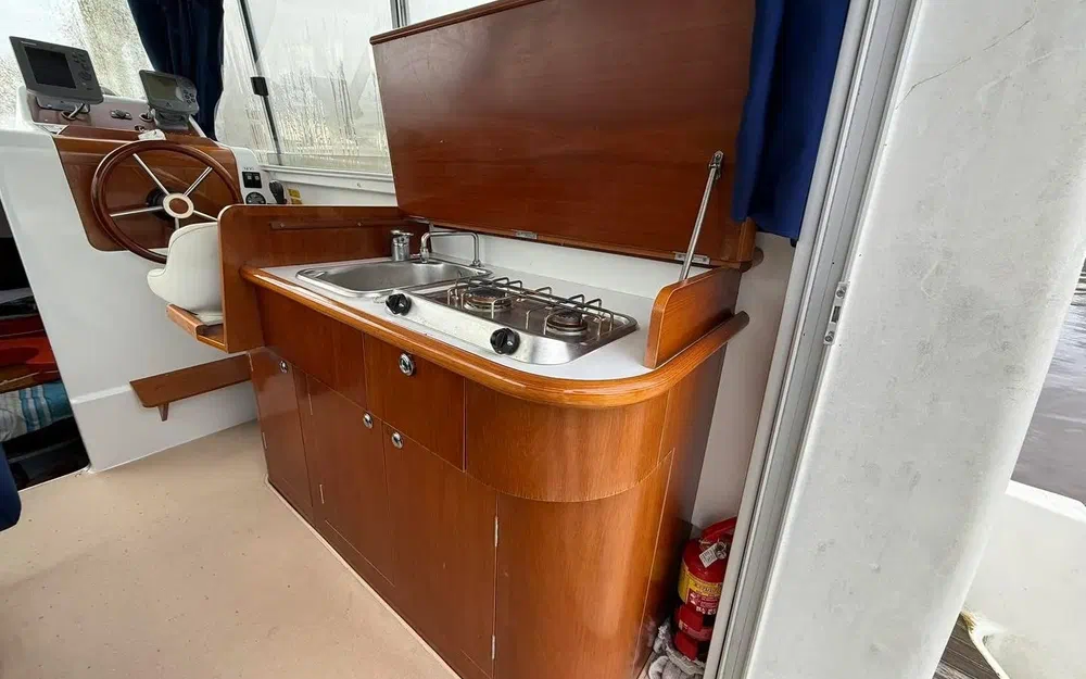 slider 8 Beneteau Antares 760