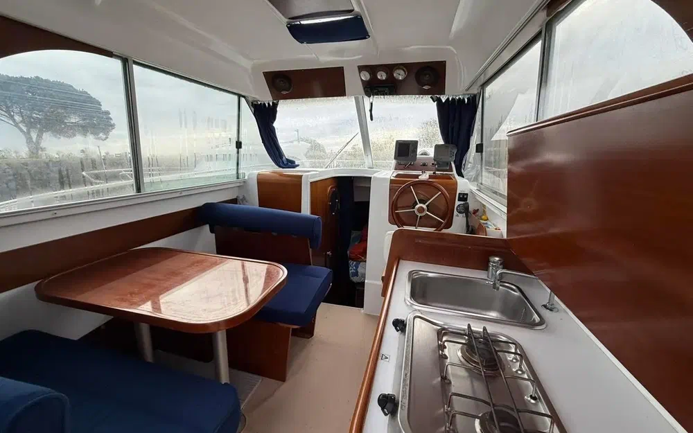 slider 5 Beneteau Antares 760
