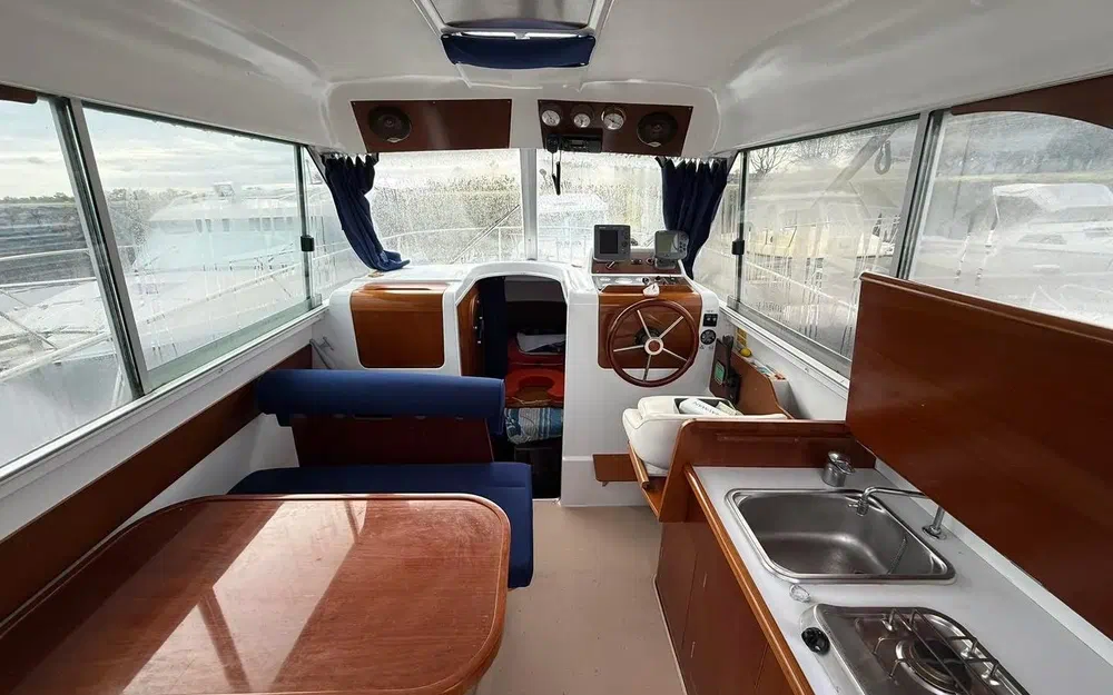 slider 6 Beneteau Antares 760