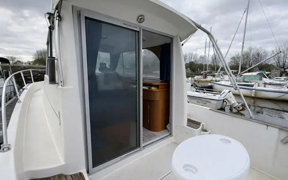 slider 4 Beneteau Antares 760