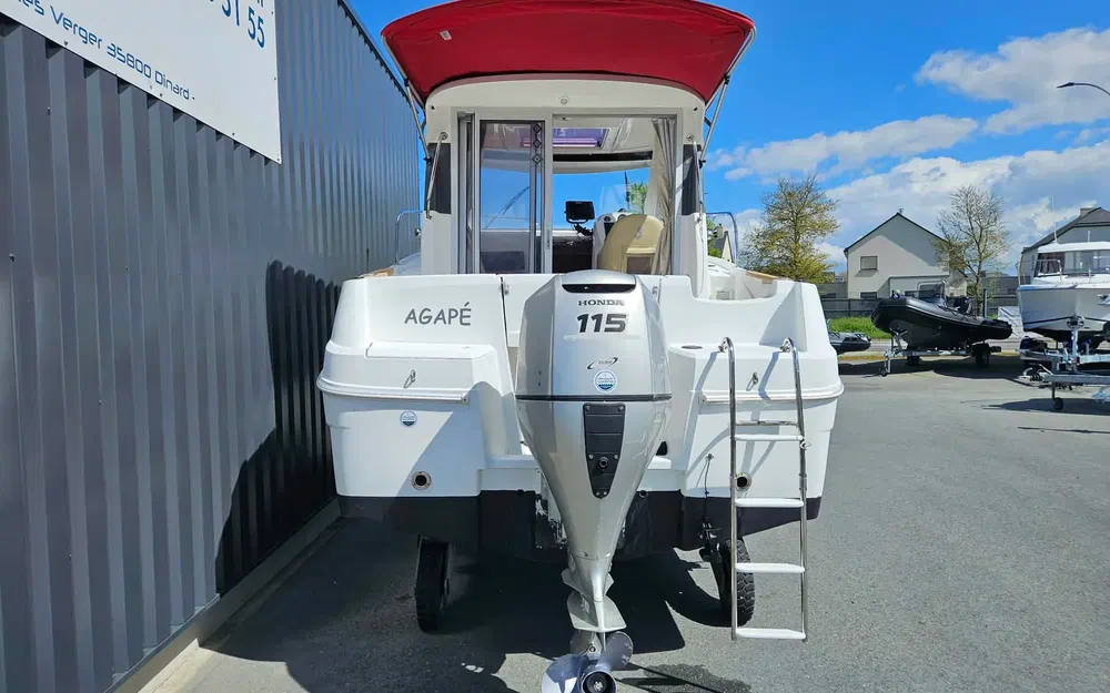 slider 28 Beneteau Antares 680 HB