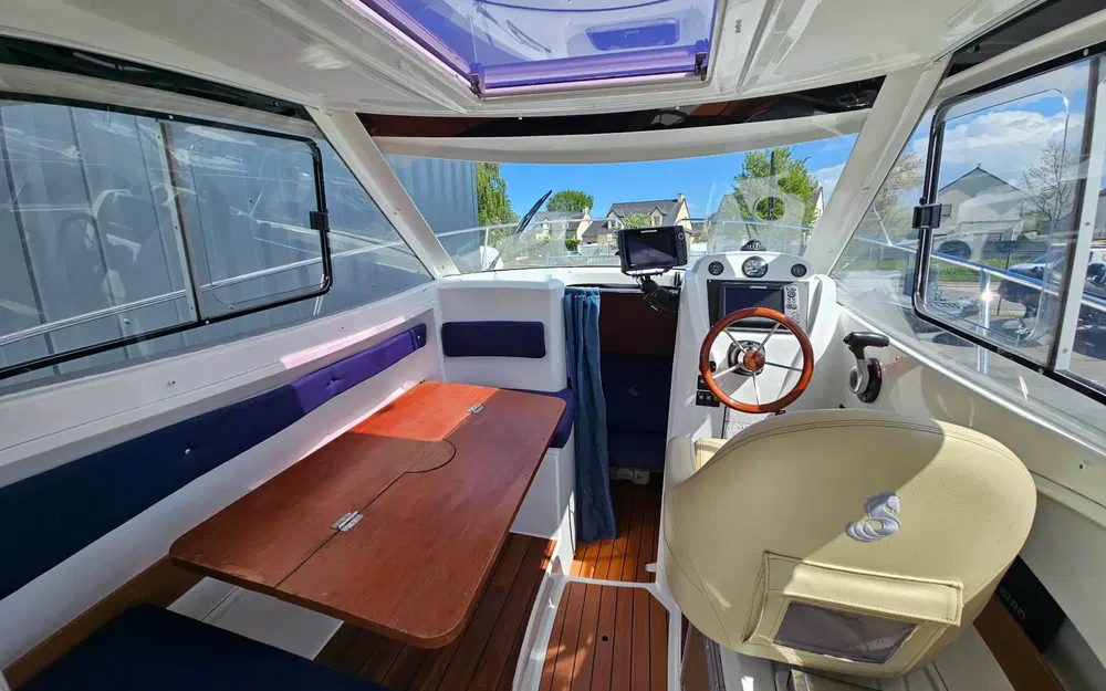 slider 7 Beneteau Antares 680 HB