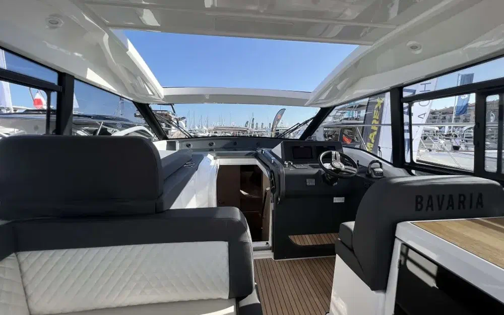 slider 9 Bavaria SR36