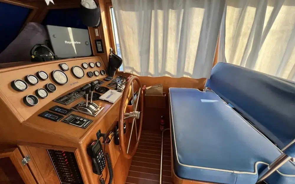 slider 6 Hi Star 48 Fisherman