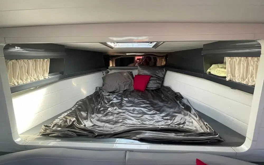 slider 18 Benetti 45