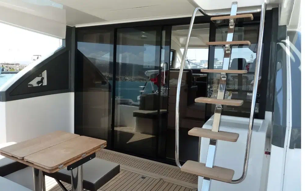 slider 9 Bavaria R55 Fly