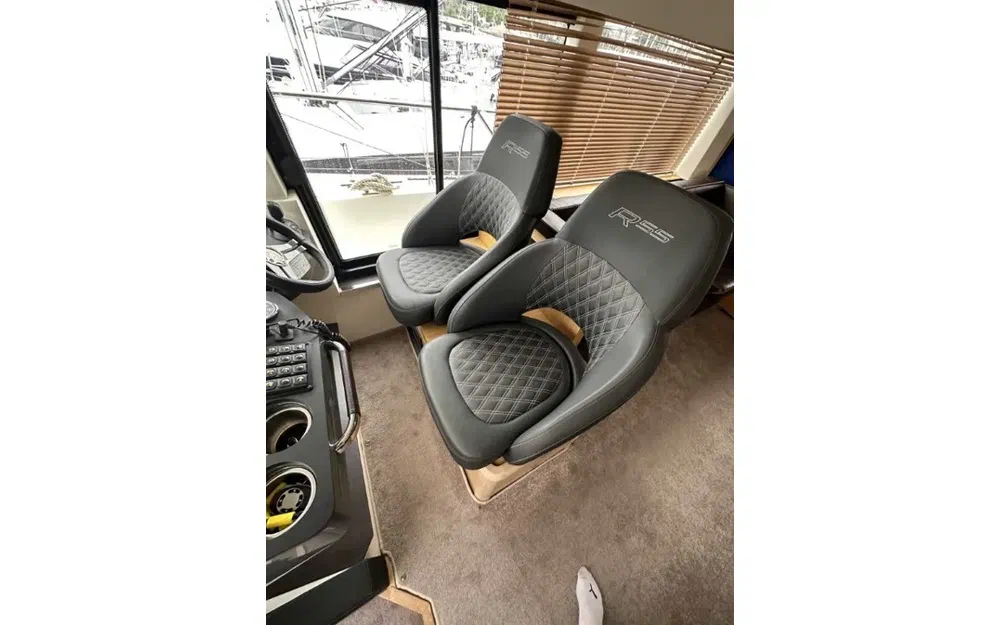 slider 21 Bavaria R55 Fly