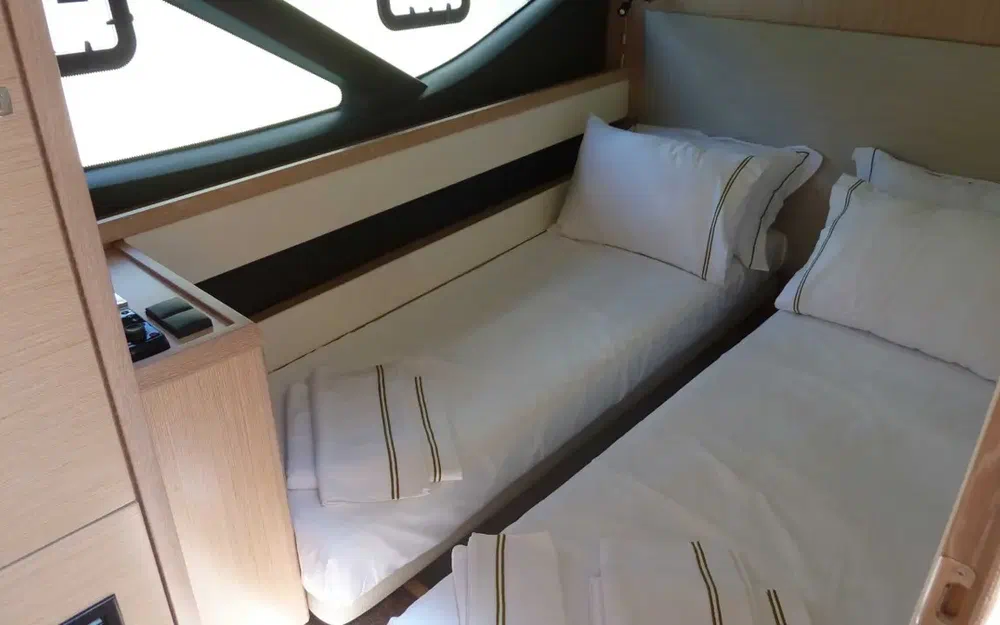 slider 27 Bavaria R55 Fly