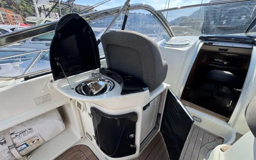 slider 7 Cranchi Endurance 33