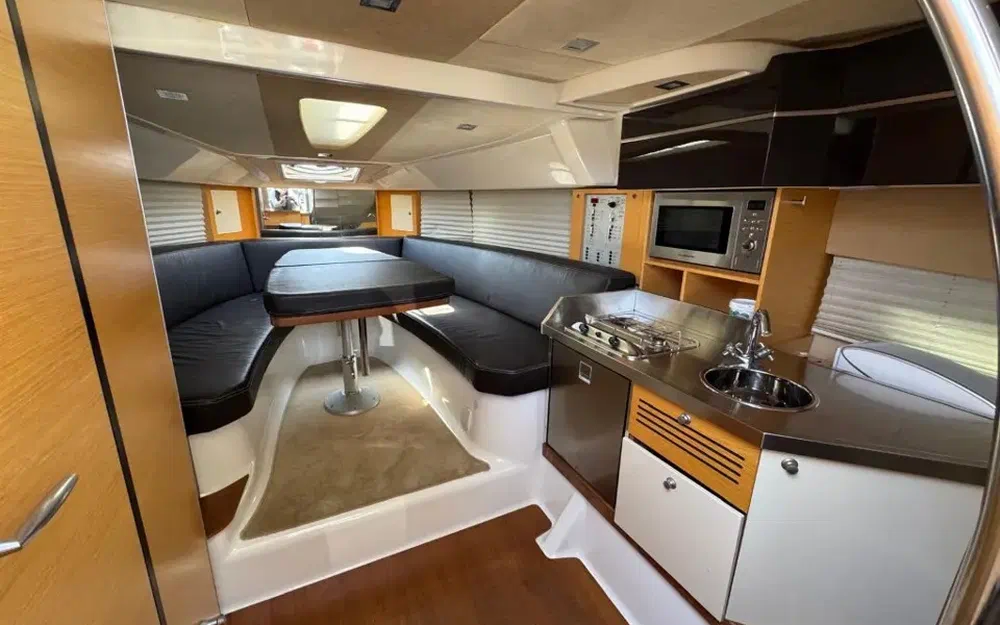 slider 8 Cranchi Endurance 33