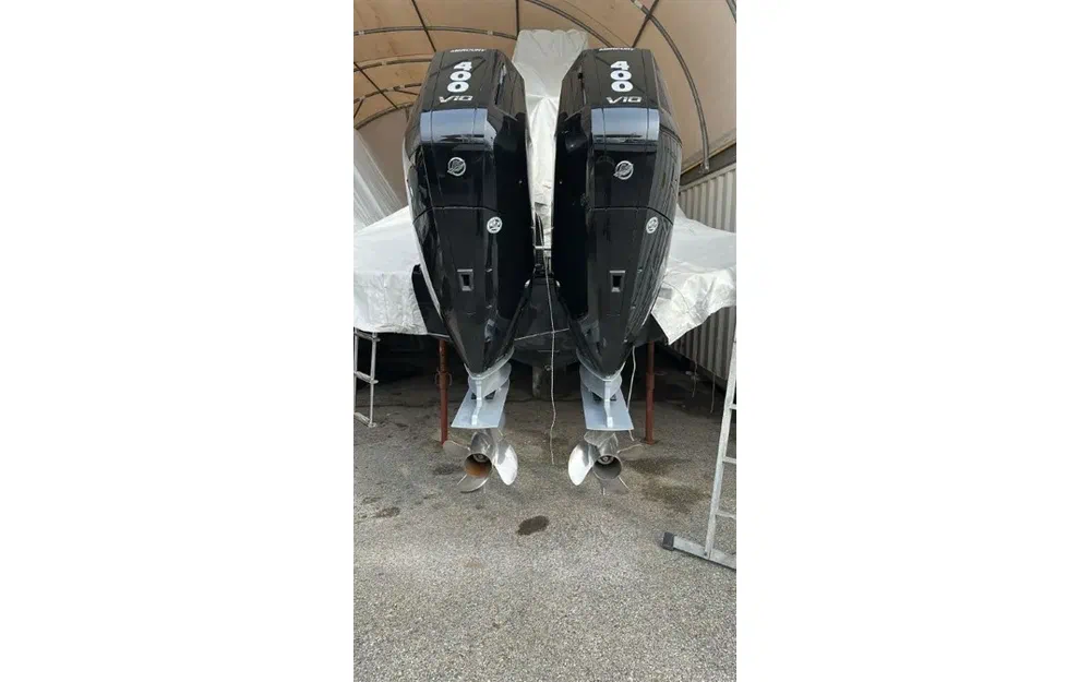 slider 11 Ribco Venom 39