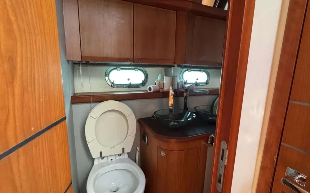 slider 11 Airon Marine 43 T-top