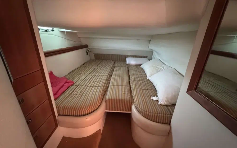 slider 13 Airon Marine 43 T-top