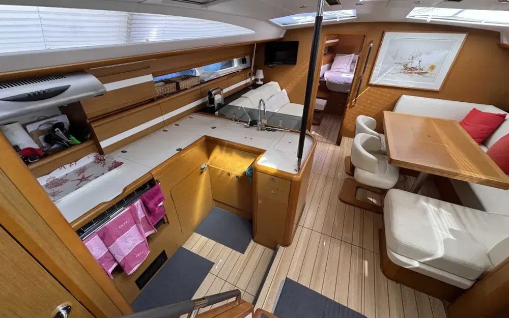 slider 12 Jeanneau 53