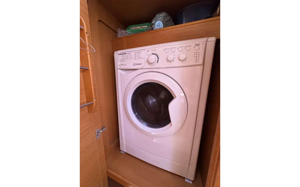 slider 28 Jeanneau 53