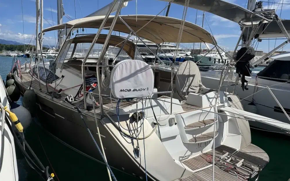 slider 2 Jeanneau 53