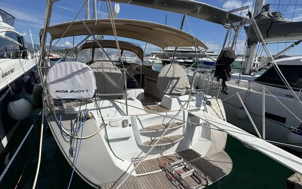 slider 3 Jeanneau 53