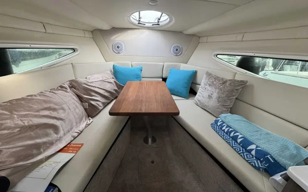 slider 15 Regal 26 Express