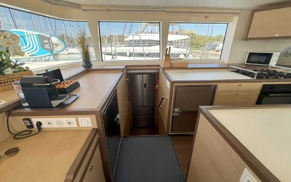 slider 15 Lagoon 560